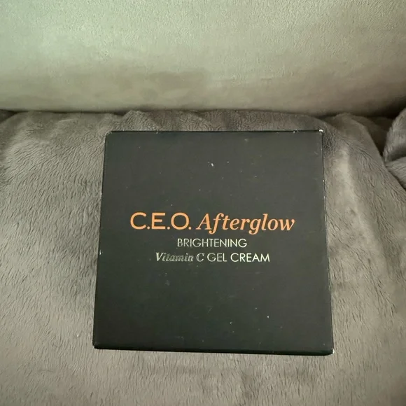 NIB Sunday Riley C.E.O. Afterglow Brightening Cream - 1.7oz - Picture 3 of 4